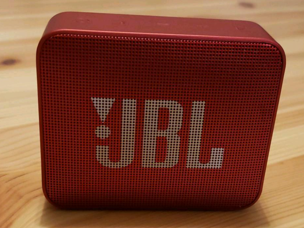 Bluetoothスピーカー（メーカー：JBL）